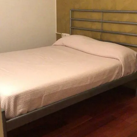 Flat Hernandez דירה *